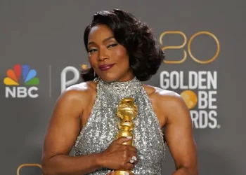 Tips Kesehatan Angela Bassett di Usia 67 Tahun: Pentingnya Aktivitas Fisik!