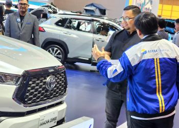 Mobil Hybrid Jadi Paling Banyak Ditransaksikan Dalam Kredit di GIIAS 2025