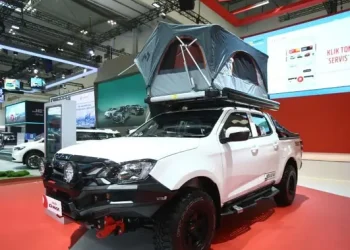 Isuzu D-Max Tampil Gagah di GIIAS 2025 Siap Menghadapi Medan Off-Road