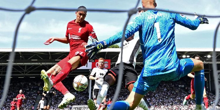 AC Milan Utamakan Darwin Nunez, Saingan Muncul dari Arab Saudi