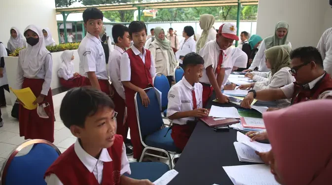 Cek Kesehatan Gratis Anak Sekolah Mulai Hari Ini, Pemeriksaan Apa Saja yang Dilakukan?