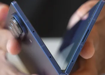 Tri-Fold Samsung Hadir di One UI 8 dengan Fitur Buka Tiga Aplikasi Sekaligus