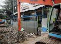 Hujan Disertai Petir di Jakarta, Cek Kondisi 12 Pintu Air Terbaru