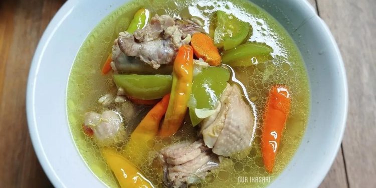 Resep Pindang Ayam Serani dengan Kuah Asam Segar