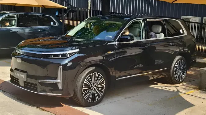 SUV Premium Geely Galaxy M9 Diluncurkan di Dealer Tiongkok untuk Target Pasar Global