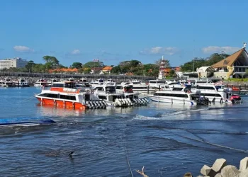 Tiga Kapal Cepat Kandas di Bali