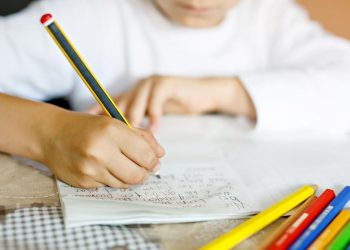 Orang Tua Wajib Tahu, 7 Makanan Lezat yang Meningkatkan Kecerdasan Otak Anak