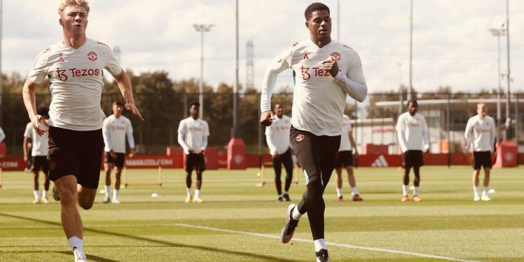 Klub Merasa Tertipu Rekrut Pemain Manchester United Belum Genap 2 Bulan