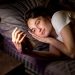 Tidur Saat Telepon Tak Selalu Romantis, Bisa Berisiko bagi Kesehatan