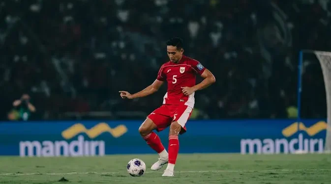 Sepatu Andalan Rizky Ridho di Lapangan dengan Harga Rp 3,6 Juta