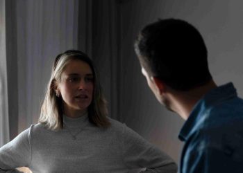 Mitos Wanita Emosional Sebagai Stereotip Patriarki yang Merugikan Semua Pihak