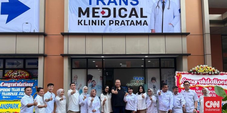 Resmikan Klinik Trans Medical di Bekasi oleh Chairul Tanjung