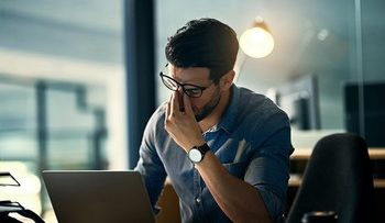 Psikolog Ungkap Alasan Berita Buruk Menyebabkan Stres dan Kelelahan