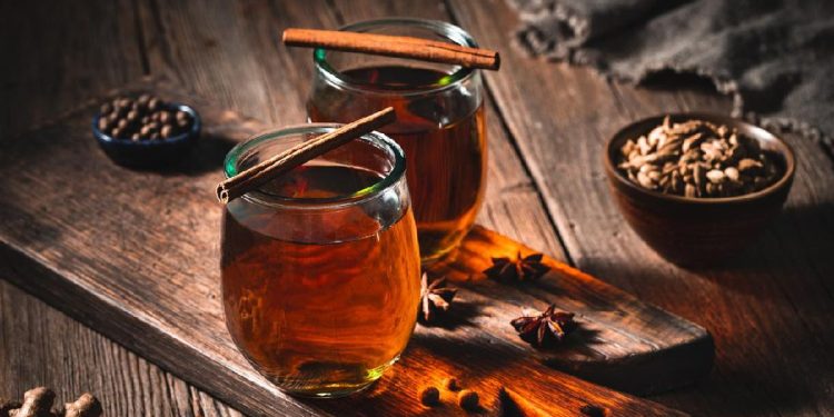 Coba 7 Minuman Ini untuk Memperlancar Haid Secara Alami