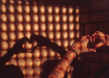 6 Ciri Introvert dan Tips Mengelola agar Lebih Percaya Diri