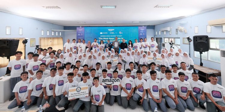 Rekor Dunia: 21 Sekolah di Jawa Barat Buat 10.821 Aplikasi Gen AI dalam Sehari