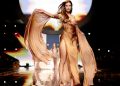 3 Tren Kecantikan dari Runway Fashion Show 2025 yang Membuat Wajah Glowing
