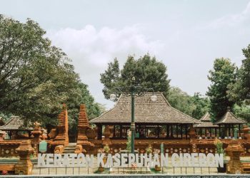14 Tempat Makan Enak Dekat Stasiun Cirebon untuk Memanjakan Lidah