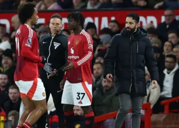 Rencana Perubahan Lini Tengah Man United: Dua Pemain Keluar, Pemain Palace Bergabung