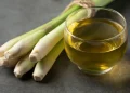 10 Manfaat Serai untuk Kesehatan Berdasarkan Penelitian Ilmiah dan Herbal Tradisional