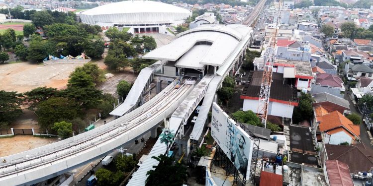 Pembangunan LRT Jakarta Velodrome-Manggarai Capai 75% Target Selesai Tahun Ini Tingkatkan Mobilitas