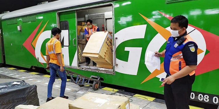 Angkutan 17 Juta Ton Barang KAI Logistik Didominasi Batu Bara