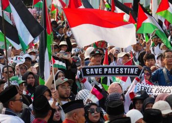 Ribuan Orang Lakukan Aksi Dukungan untuk Palestina di Patung Kuda Jakarta