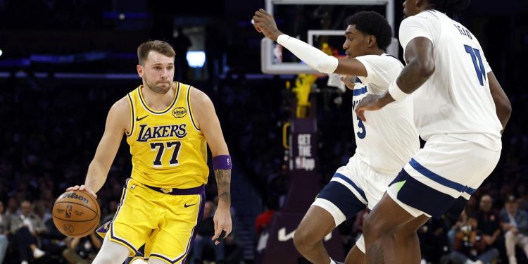 Hasil NBA 2025/2026: Doncic Spektakuler, Lakers Raih Kemenangan Pertama