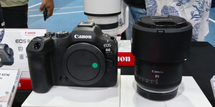 Kamera Hybrid Baru dengan Sensor 32,5 MP dan Video 7K Meluncur di Indonesia