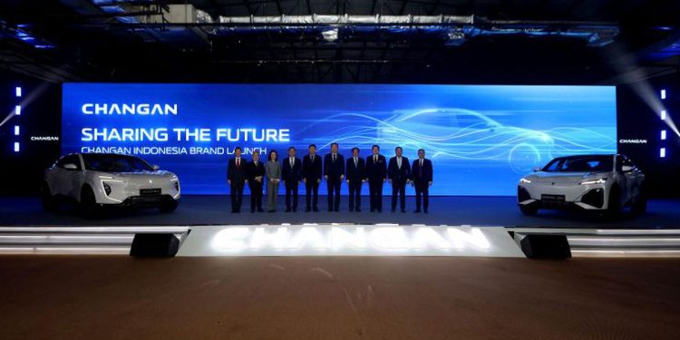 Changan Mulai Beroperasi di Indonesia dengan Indomobil sebagai Mitra