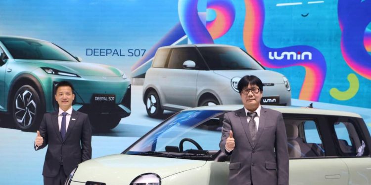 Changan Luncurkan Lumin dan Deepal SO7 di Indonesia dengan Harga Mulai Rp 178 Juta