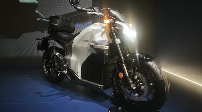 Motor Listrik WN7 Siap Dipasarkan Akhir Tahun Setelah Debut di EICMA 2025