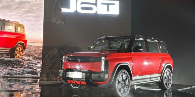 Chery J6T Hadir di Indonesia, Harga Resmi Diumumkan di GJAW 2025
