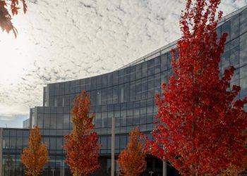 Kantor Pusat Super Modern Didirikan Siap Lahirkan Mobil Inovatif