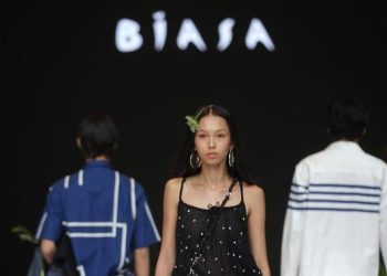 Kisah Perjalanan Jiwa Manusia Lewat 70 Tampilan dari Jenama Biasa