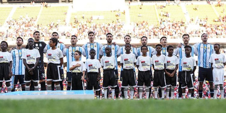 Duet Lautaro Martinez dan Lionel Messi Antarkan Tango Menang