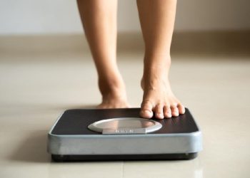 7 Kebiasaan Ini Bisa Membantu Menurunkan Berat Badan Tanpa Perlu Olahraga