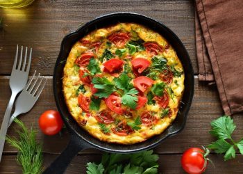 Bakar Lemak dengan 5 Menu Sarapan Tinggi Protein untuk Usia 40 Tahun ke Atas