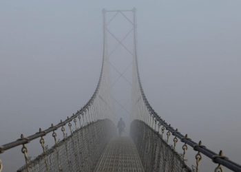 Keindahan Tersembunyi di Balik Kabut Nepal