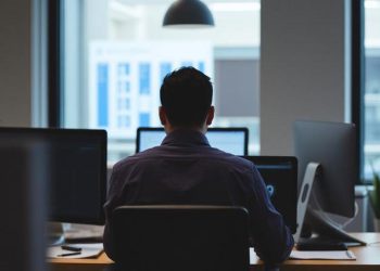 Pekerja Sering Mengalami Stres Menjelang Akhir Tahun, Psikolog Jelaskan Makna Burnout