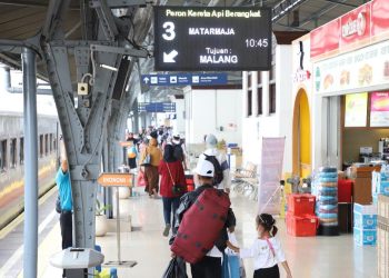 Tiket Kereta Api Mulai Naik Menjelang Libur Akhir Tahun