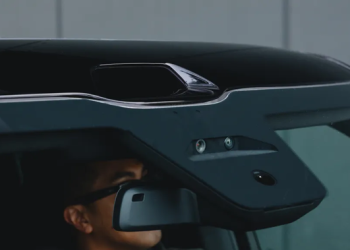 Kecanggihan Sensor Mobil Listrik Generasi Terbaru dari Rivian Menggebrak Pasar