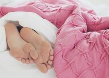 7 Penyebab Kaki Dingin dan Cara Sederhana Mengatasinya