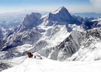 Skandal Penipuan Helikopter Penyelamat Pendaki Himalaya di Nepal Mengejutkan
