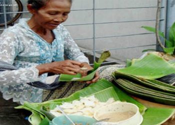 8 Tempat Makan Cabuk Rambak Lezat dan Langka di Solo