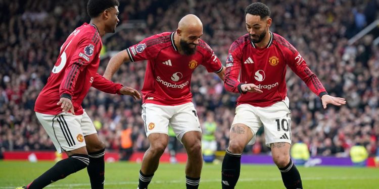 Manchester United Tertarik dengan Pemain Serbabisa dan Siap Beri Gaji Tinggi