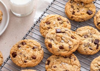 7 Makanan yang Harus Dihindari Saat Usia 40-an Agar Tetap Awet Muda